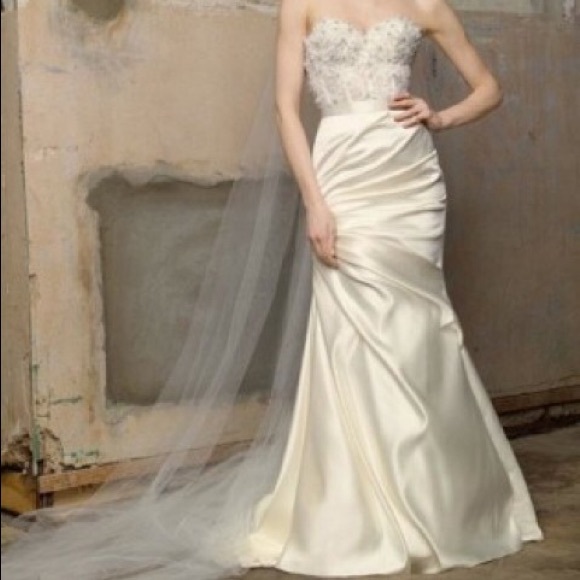 Watters 2 Piece Wedding Dress - Picture 4 of 8